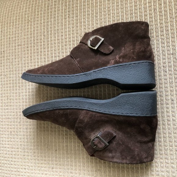 Salvatore Ferragamo Cobbie Women's Brown SuedeBoot - Picture 9 of 14